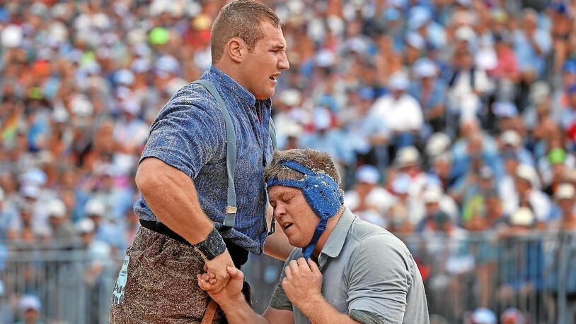 Auch für Folkloreevents wurde der Davoser gerne engagiert, beispielsweise für Eidgenössische Schwing-, Blasmusik- oder Trachtenfeste. Hier ein Einsatz am Unspunnenfest Interlaken im Jahr 2017.