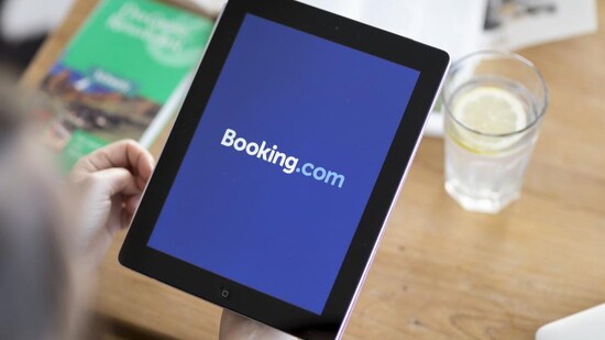 «Booking.com» ist eine der vielen Internetbuchcungsplattformen für Reisen.