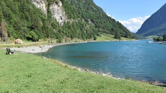 Nicht mehr aus dem Wasser gekommen: Ein 54-jähriger Italiener ist nach einem Badeunfall am Lago di Poschiavo verstorben.