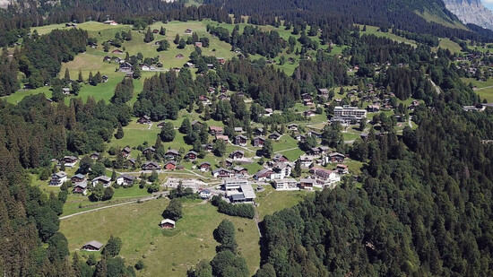 Der Entwässerungsstollen, mit dem Braunwald vor Rutschungen geschützt werden soll, kostet mehr als angenommen.