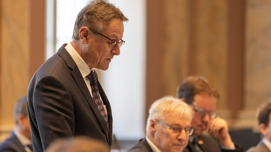 Fast erfolgreich: Hans-Jörg Marti (FDP, Nidfurn) will eine Preisniveauklausel integrieren. Die landrätliche Kommission beschäftigt sich jetzt damit.