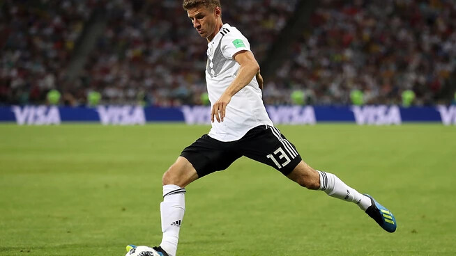Thomas Müller rackerte gegen Mexiko (0:1) und Schweden (2:1) zwar, vermochte aber noch nicht viel zu Deutschlands Offensivspiel beizutragen.
