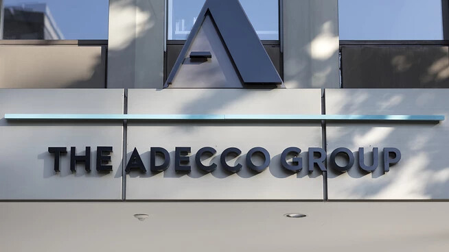 Der Personaldienstleister Adecco nahm im Startquartal 3 Prozent weniger ein. (Archivbild)