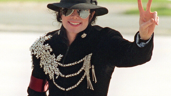 Um die Echtheit von Songs des "King of Pop", Michael Jackson, ist eine Kontroverse entstanden. Drei Songs sind daraufhin gelöscht worden. (Archivbild)