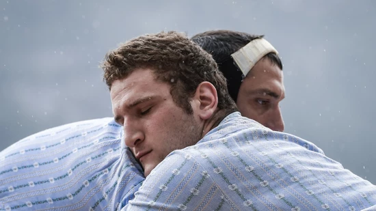 Armon Orlik (vorne), hier in einem Duell mit Daniel Bösch