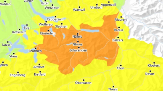 Erhebliche Gefahr: Der Bund schätzt die Gefahr wegen des Schnees im orange eingefärbten Gebiet mit der Stufe drei von fünf ein.