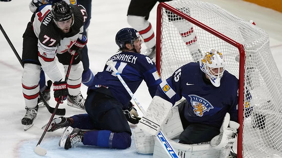 Goalie Jussi Olkinuora wurde an der Eishockey-WM 2022 in Tampere Weltmeister und MVP (wertvollster Spielerr)