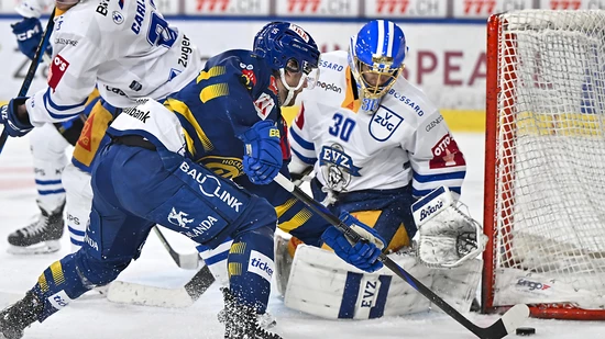 Auch ein starke Leonardo Genoni im Zuger Tor konnte den Durchmarsch des HC Davos in die Playoff-Halbfinals nicht verhindern