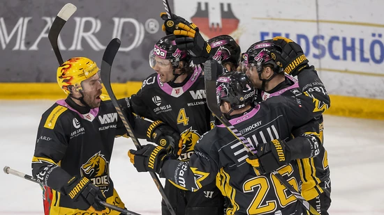 Jubel in der Ajoie - zwei Siege fehlen noch zum Ligaerhalt