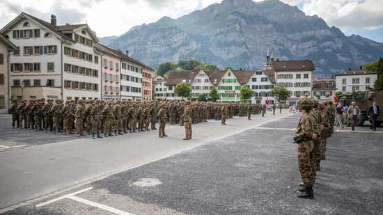 Die Soldatinnen und Soldaten haben unter anderem für den Einsatz am WEF in Davos geübt.