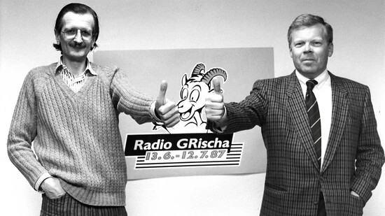 Der Anfang: Radio-Grischa-Programmchef Matthias Lauterburg (links) und Willem Jan Rusca im Jahr 1988, als Radio Grischa den Grundstein setzte. 