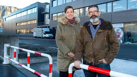 Schulheim Chur: Bettina Hoch und Dumengs Wehrli sind besorgt um den neuen Standort. 