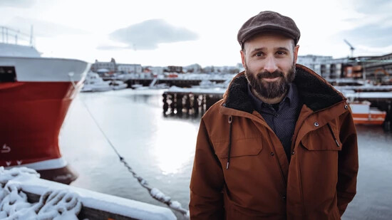 «Gespannte Vorfreude»: Der in Island lebende Bündner Autor Joachim B. Schmidt blickt der «Tell»-Premiere in Chur mit einer gehörigen Portion Neugierde entgegen.