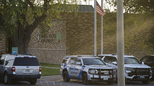 Nach dem verheerenden Schulmassaker im US-Bundesstaat Texas steht die Polizei wegen schwerer Versäumnisse stark in der Kritik. Foto: Jintak Han/ZUMA Press Wire/dpa