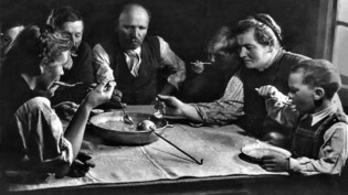 Ein Blick ins Esszimmer jener Zeit: Was gab es vor 140 Jahren bei den Familien im Glarnerland zu essen?