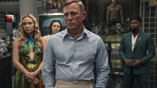 Innerhalb von zweieinhalb Wochen ist der Netflix-Krimi "Glass Onion: A Knives Out Mystery" mit Ex-"James Bond" Daniel Craig dem Streamingdienst zufolge schon in etwa 110 Millionen Haushalten angeschaut worden.