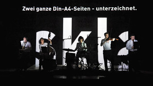 Bald live in Chur: Die Musikerinnen und Musiker des Zafraan Ensembles interpretieren in «All Right. Good Night» Werke der Komponistin Barbara Morgenstern. 