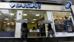 Die britische Barclays-Bank hat 2022 weniger verdient, unter anderem auch wegen Rechtsstreitigkeiten in den USA. (Archivbild)