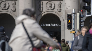 Die Schweizer Finanzakteurinnen halten dicht bezüglich möglicher Gerüchte über eine Fusion von UBS und CS. (Archivbild)
