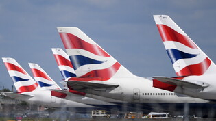 Blieben am Donnerstag am Boden: Viele Flugzeuge von British Airways konnten wegen IT-Problemen nicht starten. (Archivbild)