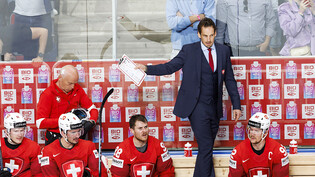 Ist Patrick Fischer noch der richtige Dirigent für die Schweizer Eishockey-Nationalmannschaft? Nach dem blutleeren Auftritt im WM-Viertelfinal gegen Aussenseiter Deutschland ist die Frage angebracht, aber nicht so einfach zu beantworten
