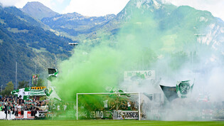 Tolle Stimmung: Der FC Linth 04 trifft im Schweizer Cup auf Lugano, in Näfels soll ein ähnliches Fussballfest wie 2017 gegen St. Gallen stattfinden.