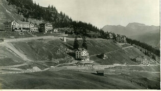 Aus dem Jahr 1897: Auf Marie Herwig und ihren Bruder Otto Herwig gehen das Sanatorium «Berghilf» (oben links), die «Villa Dr. Herwig» (oben rechts) sowie das Hotel «Bellevue» (Mitte) zurück.
