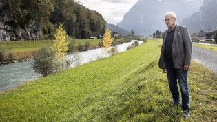 Der Damm soll bestehen bleiben: René Brandenberger kämpft gegen eine Aufweitung des Escherkanals.