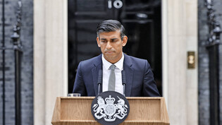«Schwierige Entscheidungen»: Mit seiner Antrittsrede vom Dienstag hat der neue Premierminister Grossbritanniens, Rishi Sunak,  die Bevölkerung auf schwere Zeiten vorbereitet.   