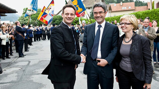 Neuer Regierungsrat: Am 13. Juni 2010 wurde Cavigelli ins Amt gewählt und feierlich in Domat/Ems empfangen.