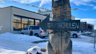 Am Scheideweg: Die Berufsschulen in Südbünden müssen wegen des Schülerschwunds kämpfen.