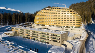 Könnte verkauft werden: Die Eigentümerschaft des Davoser «Alpen Gold Hotel» hat mehrere Interessensbekundungen für den Erwerb dieser Immobilie erhalten.
