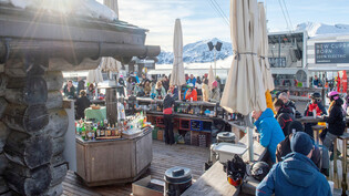 Wechsel: Die «Goldgräber-Bar» bei der Mittelstation Rothornbahn im Skigebiet Arosa Lenzerheide wird ab Juni von neuen Pächtern betrieben.