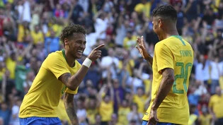 Die Brasilianer (hier Neymar, links, und Firmino) wollen auch in Russland jubeln