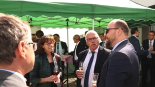 Alles eitel Sonnenschein: So sehen die Gespräche zwischen Kantons- und Kommunalregierung zumindest aus.