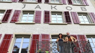 Führen neu das Hotel und Restaurant «Jakob» in der Altstadt: Piero und Sonia Francabandiera, ein bekanntes Wirtepaar.