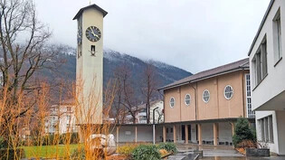 Vor Ort und vor dem Bildschirm: In den drei reformierten Churer Kirchen (im Bild die Comanderkirche) sind die Ostergottesdienste auch via Livestream zugänglich.