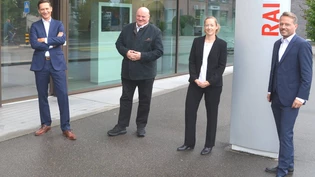 Grund für Optimismus bei den regionalen Raiffeisenbanken: Pascal Peter, Benken; Rolf Güntensperger, Schänis-Amden; Eveline Rüegg, am Ricken, und Markus Jäger, Rapperswil‑Jona, (von links)