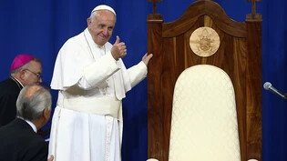 Papst Franziskus hat während der Hitze in Italien im letzten Sommer Glace an Häftlinge in zwei Gefängnissen verteilen lassen. (Archivbild)