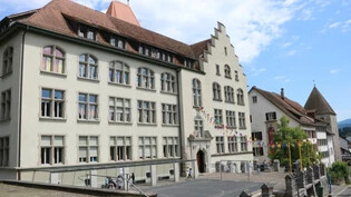 Polizeieinsatz und Medienrummel: Die Primarschule Herrenberg hat wegen einer «Amokdrohung» national Schlagzeilen gemacht.