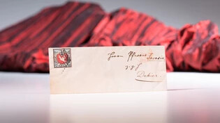 Dieser Brief mit der Kultmarke "Basler Taube" war einem Bieter 40'000 Franken wert.