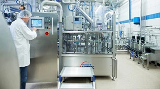 Noch höchstens ein Jahr lang: In der Produktionshalle der Grüninger AG wird Margarine für Industrie und Gewerbe hergestellt.