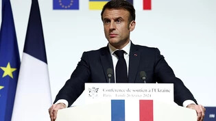 Emmanuel Macron, Präsident von Frankreich, lud zu einer internationalen Unterstützerkonferenz für die Ukraine ein. Foto: Gonzalo Fuentes/RTR/AP/dpa