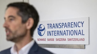 Laut einer von Transparency International Schweiz in Auftrag gegebenen Umfrage sind mehr als die Hälfte der Schweizer Unternehmen im Rahmen ihrer Geschäftstätigkeit im Ausland mit Bestechungsforderungen konfrontiert (Archiv).