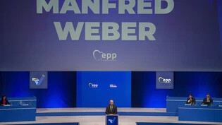 Manfred Weber, Vorsitzender der Europäischen Volkspartei, spricht beim EVP-Kongress. Foto: Vadim Ghirda/AP/dpa