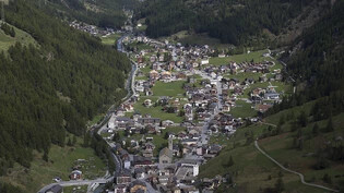 Der Walliser Ort Saas-Grund ist der Hauptort des Saastals und bevölkerungsmässig der zweitgrösste Ort des Saastals nach dem bekannten Wintersportort Saas-Fee. (Archivbild)