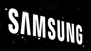 Der südkoreanische Elektronikkonzern Samsung hat den Gewinn deutlich gesteigert. Die starke Nachfrage nach Speicherchips lässt die Kassen klingeln.(Archivbild)