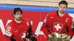 Die Legende aus Davos und der langjährige NHL-Stürmer aus Chur: Andres Ambühl (links) und Nino Niederreiter stürmen auch an der Weltmeisterschaft 2024 für das Schweizer Nationalteam.