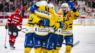 Gleich sechsmal konnten die Davoser Spieler in Davos jubeln