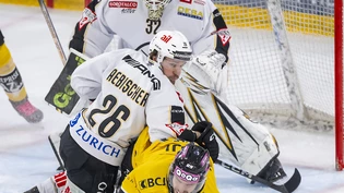 Kampf auf Biegen und Brechen: Am Ende behalten Lugano und sein Goalie Adam Huska knapp die Oberhand gegen Ajoie